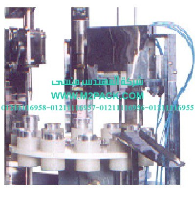 ماكينة تعبئة العجائن والكريمة الدوارة الأوتوماتيكية والنصف أوتوماتيكية