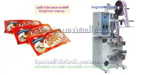 ماكينة تعبئة سوائل ذات لحام رباعي أتوماتيك